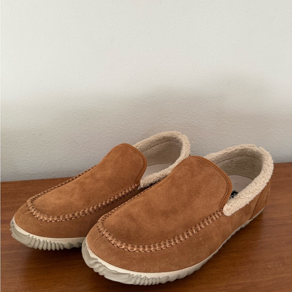 NWOT Sorel Men's Brown Suede Slippers
